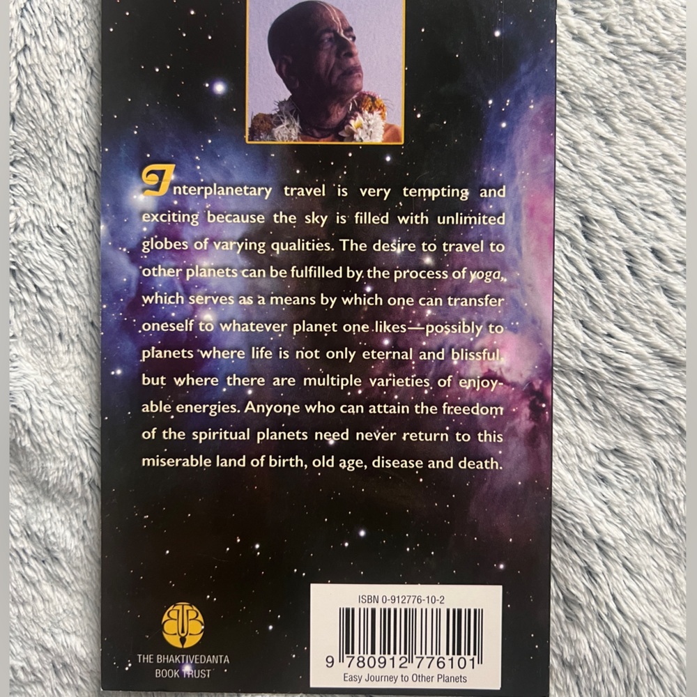 Book Bundle - Picture 3 of 9